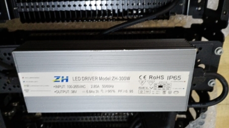 Драйвер для светодиодных светильников  Led Favourite ZH 300W IP65